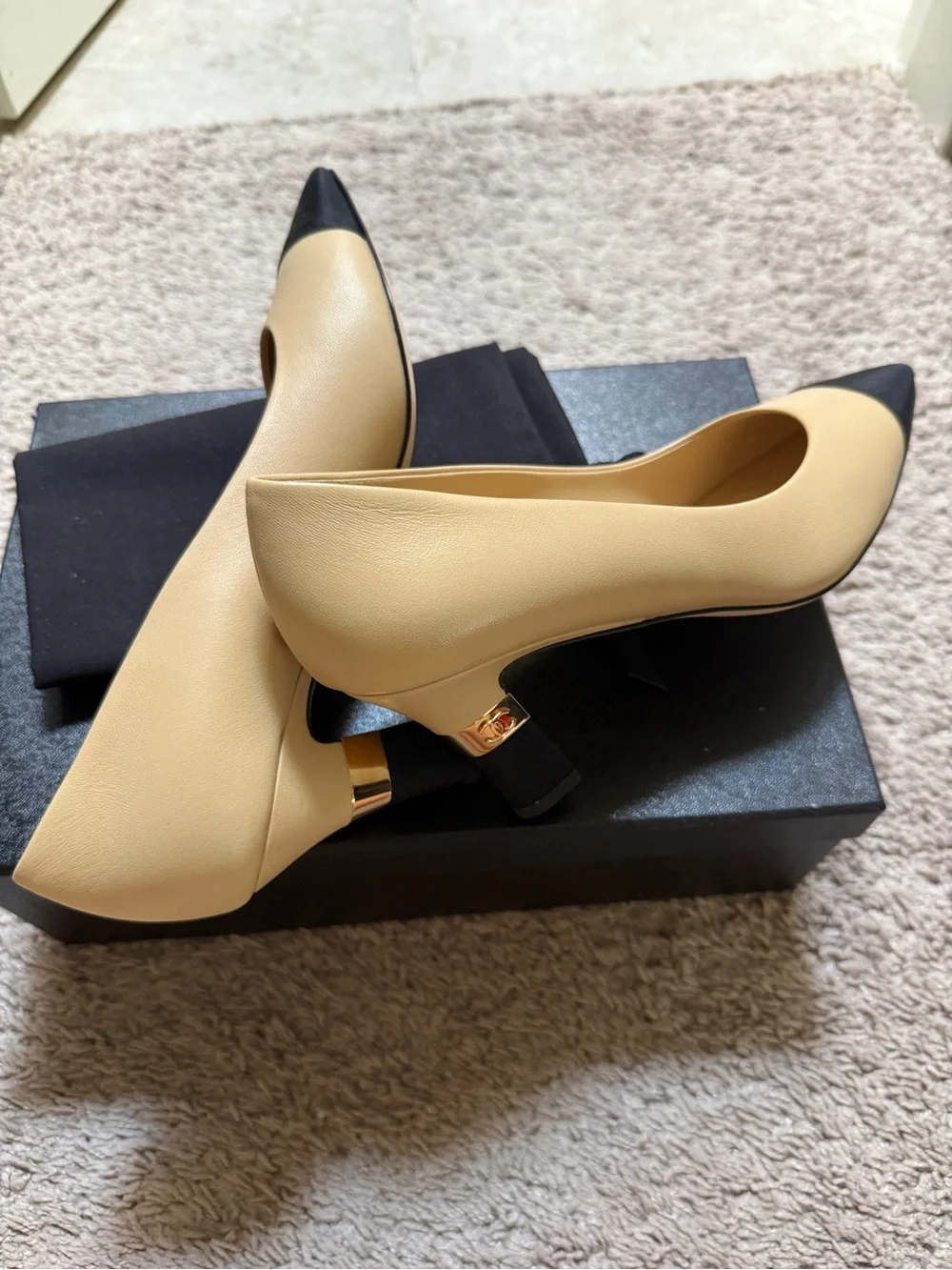 CHANEL Two-Tone Beige and Black Pointed Toe Pumps